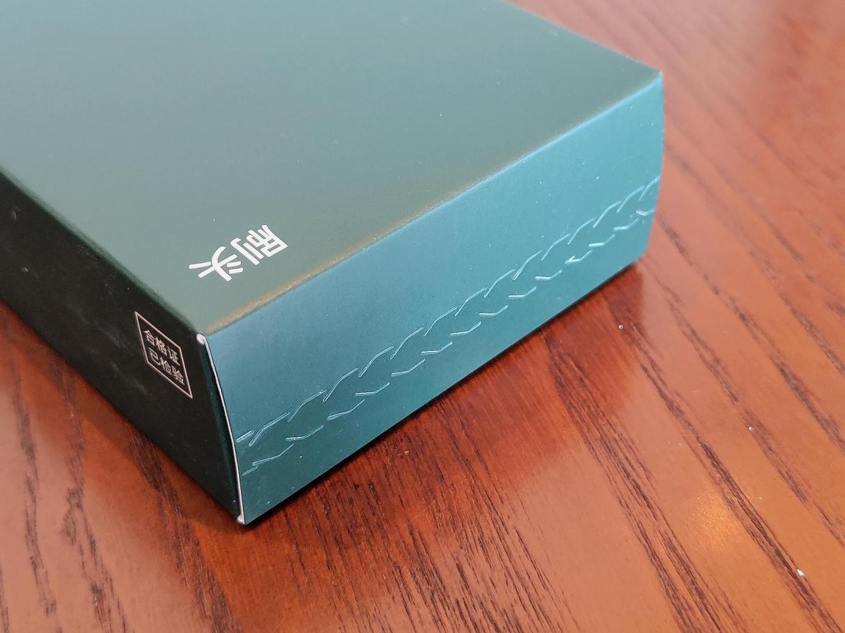 既能刷牙，又能洗脸的电动牙刷，美看mcomb M2 Plus上手体验