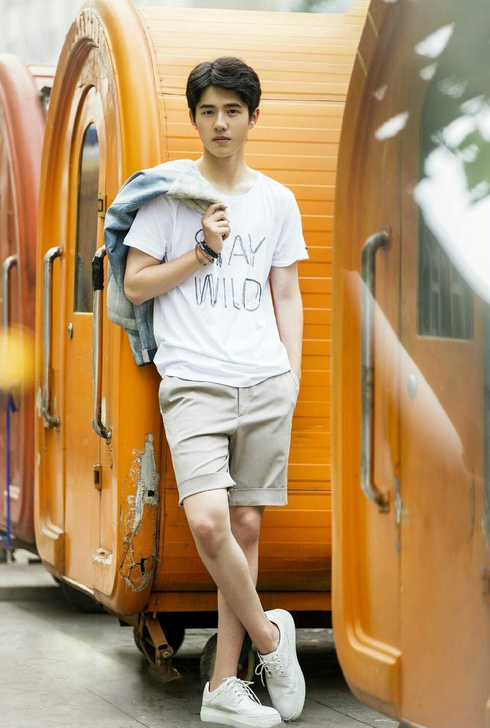 曾想从北舞退学，24岁成百亿明星，刘昊然为什么这么厉害