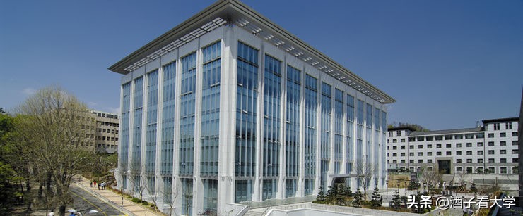 培养人才的韩国知名大学，韩国历史最为悠久的大学之一