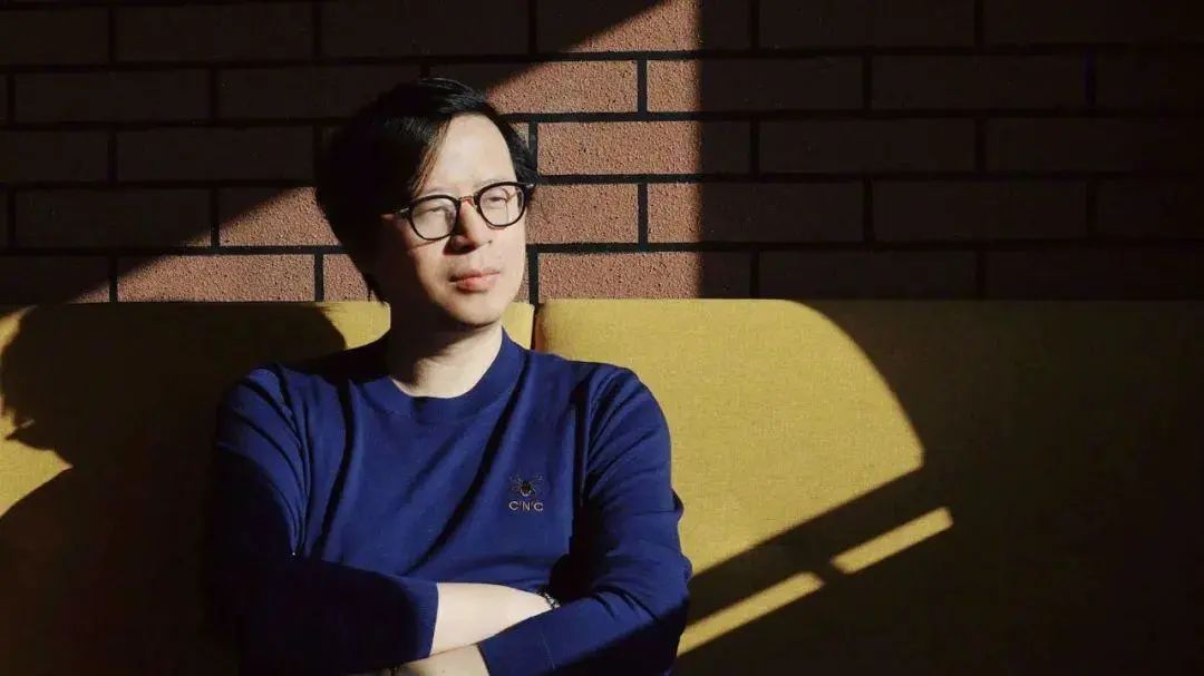 十月围城在线观看全集免费(别骂太早，一口气刷9集才知真香)