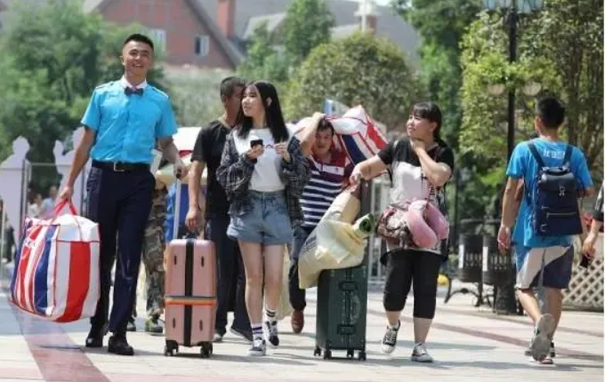 大学宿舍的“潜规则”，处理不好4年生活很难过，新生有必要了解