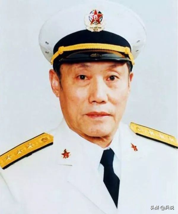 26军迟到长津湖，美军逃之夭夭，军长政委检查反省，师长政委撤职