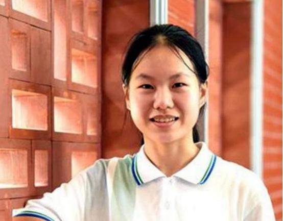当年16岁广东女孩说出：“懒得考清华北大”，她最终考了多少分？