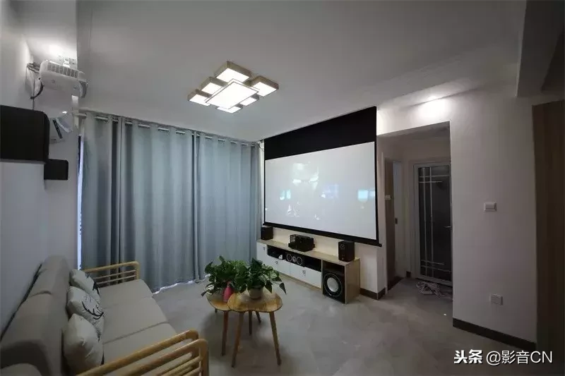 精巧布置,震撼体验,达尼书架箱打造极简风格、复式型影院