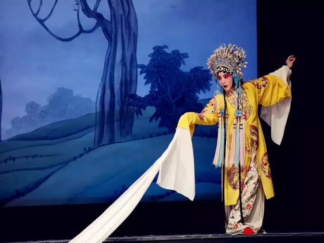 「美文」戏曲之美，美在唱词