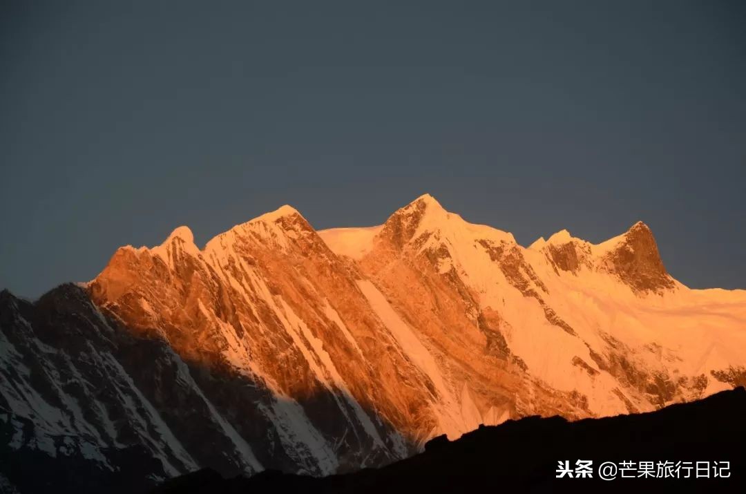 去尼泊爾旅游多少錢（飛機或汽車至尼泊爾旅行攻略大全，含路線交通景點美食購物及建議）