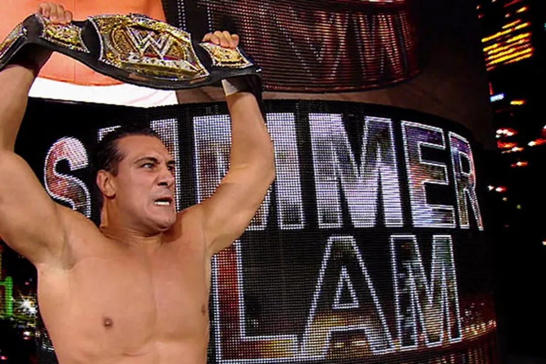 wwe2012皇家大戰（CM·朋克回歸WWE！帶你盤點CM·朋克職業生涯十佳比賽）