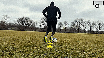 足球运动怎么训练体能(如何像拉莫斯一样进行体能训练)