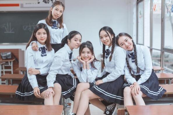 “公立高中”VS“私立高中”，3点看出区别，公立高中失宠了？