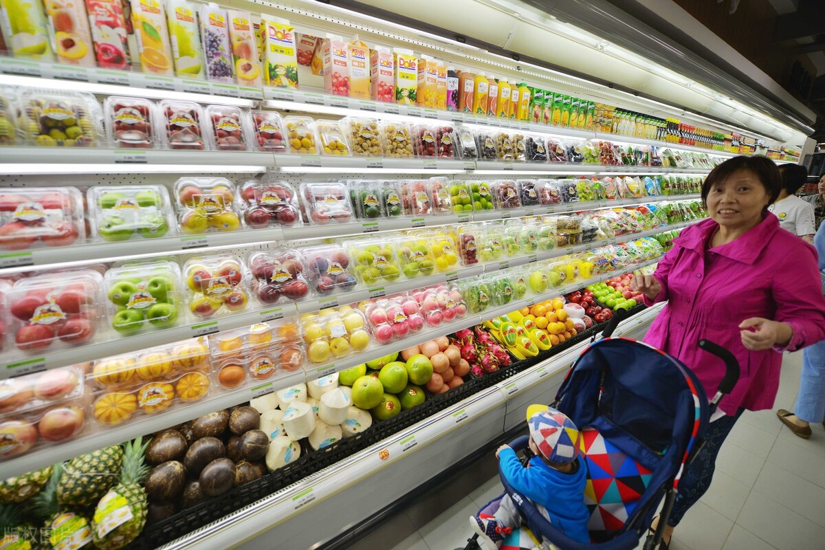 西安小伙开超市，利用1元热水壶，半年赚了60万，方法教给你