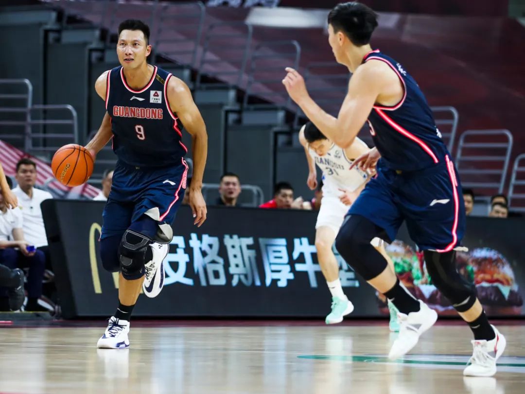 cba新秀没房都住哪里(深度分析，为什么CBA球员要集中住宿管理，而NBA不用？)