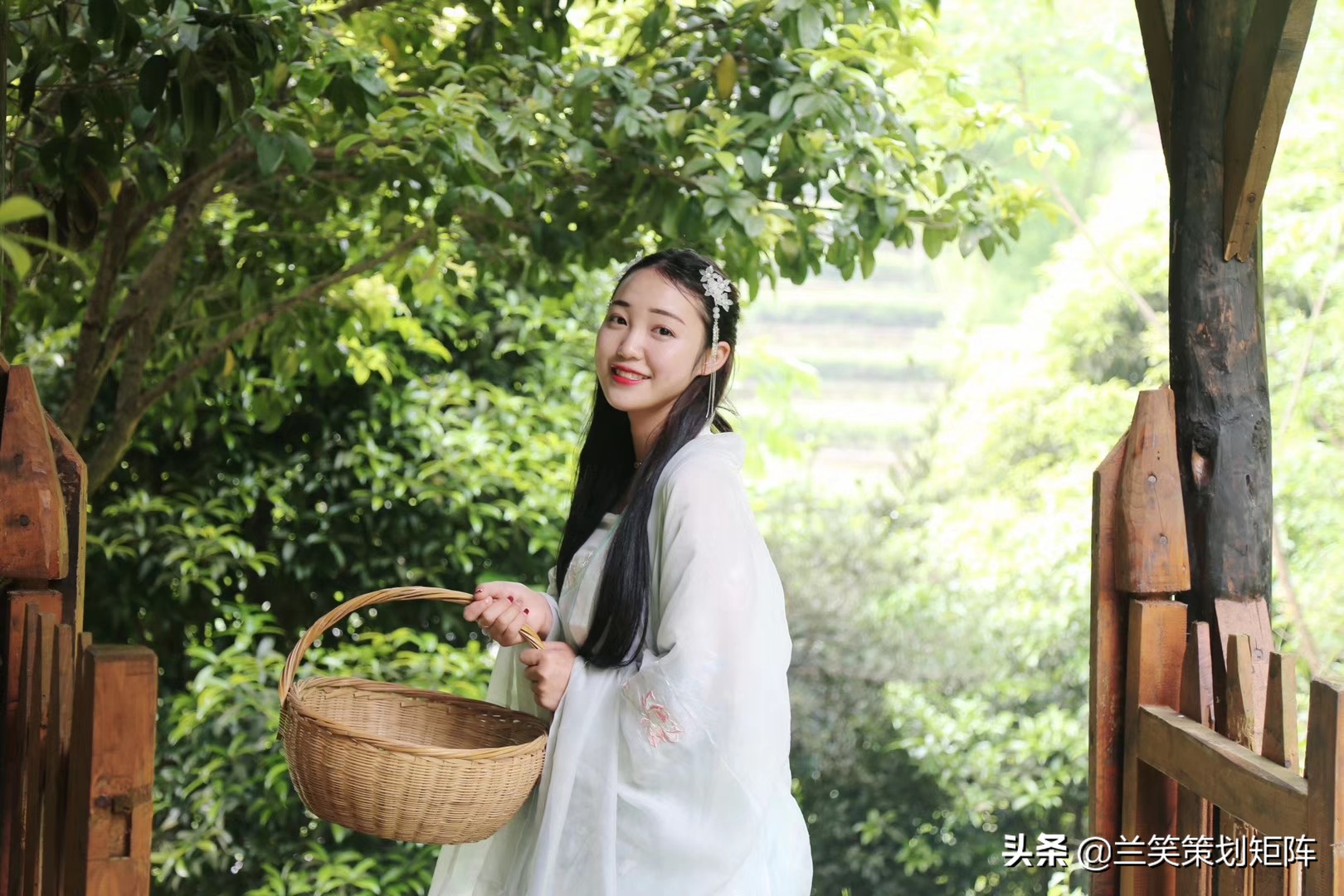 诗情桃花源 | 此生，只为你盛开这朵桃