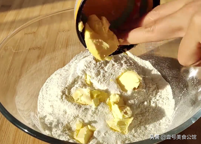 蛋挞皮怎么做「蛋挞皮怎么做的视频教程」