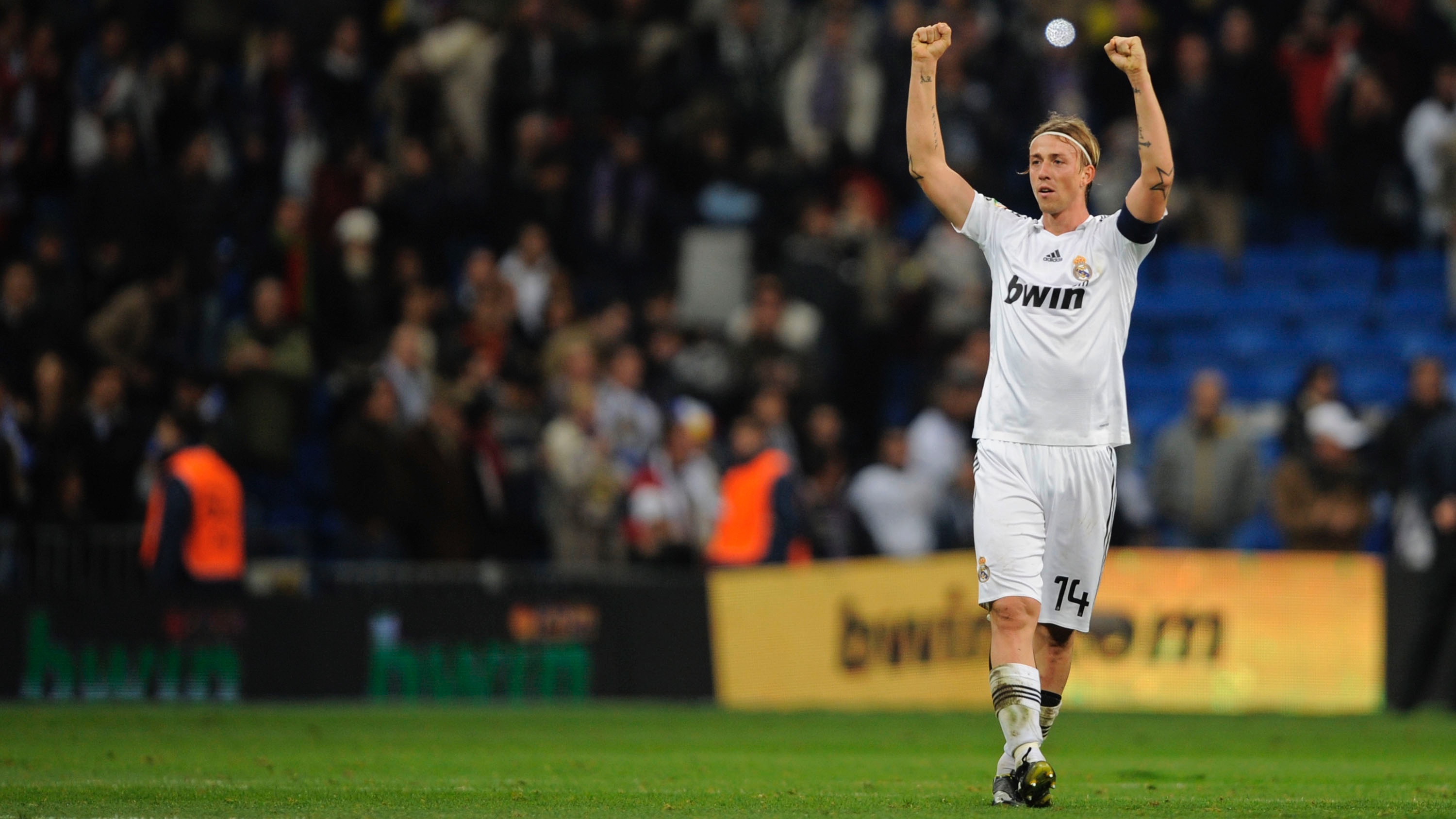 在劳尔的一次采访中,当记者问道谁对你的帮助最大时,劳尔提到了古蒂