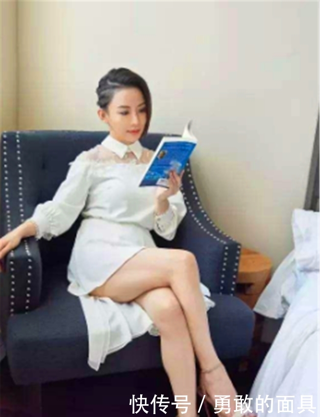 丁俊晖与潘晓婷台球对打视频（如果让丁俊晖和潘晓婷对打台球，哪个更厉害？）