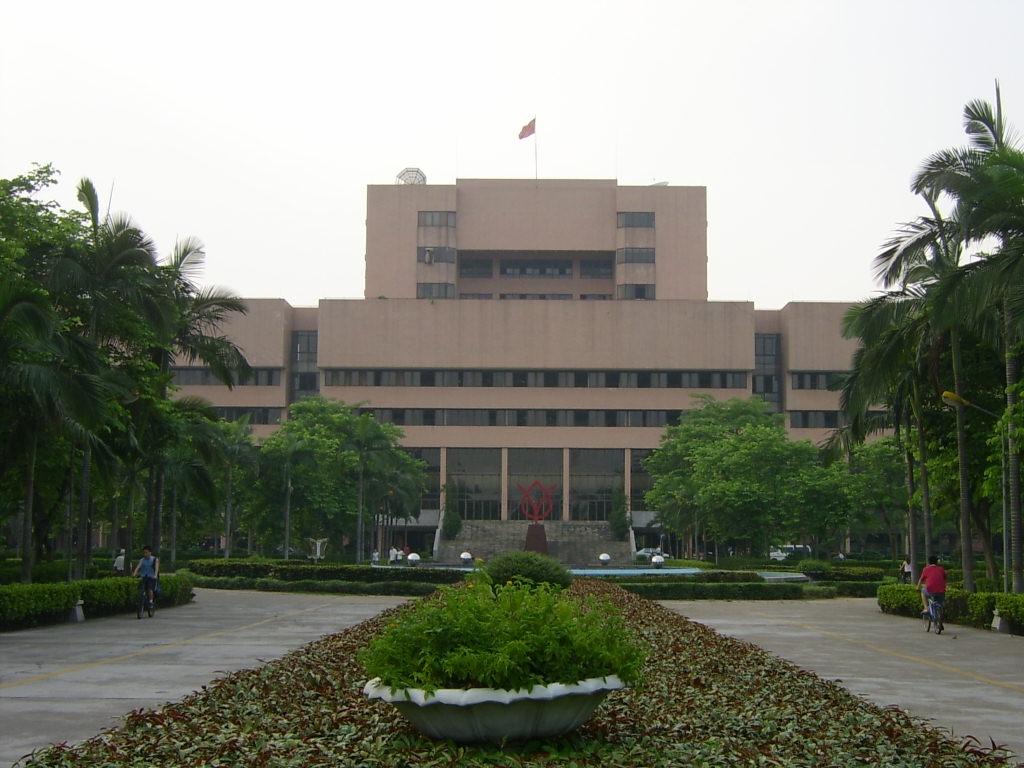 广东省67所本科高校，其中15所独立学院将转设大学