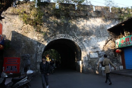 长篇连载桂林神话山水传说100篇完整版80—100集图文并茂