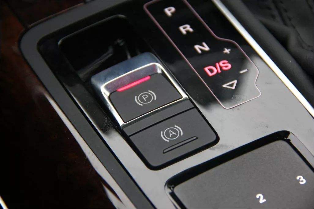 车上的"Auto h"是什么意思，我们到底应该怎么使用？