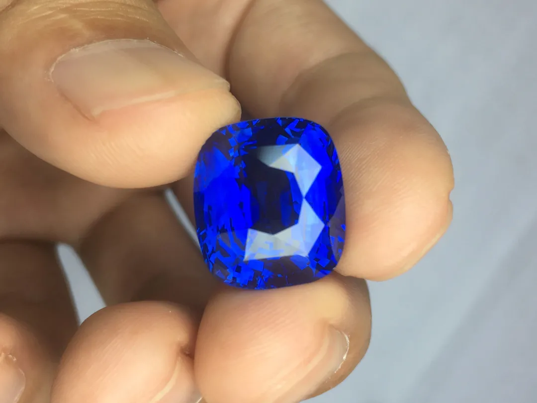 揭秘蓝宝石选购指南,这样才会不踩坑