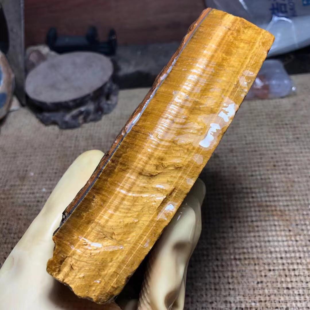 虎晶石是什么（快速教你认识和判别虎眼石）