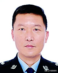 【全国公安机关成绩突出个人先进事迹选登】平安路上，奏响奋斗者之歌