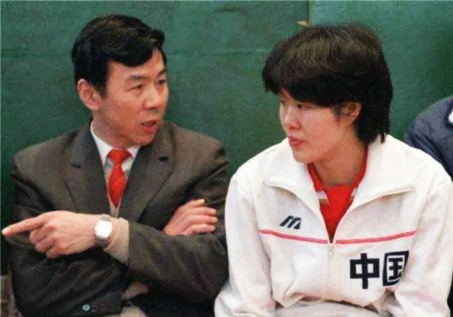 1995女排世界杯決賽（中國女排奧運會+世錦賽+世界杯=10冠，意難忘雅典、里約夢幻奪冠）