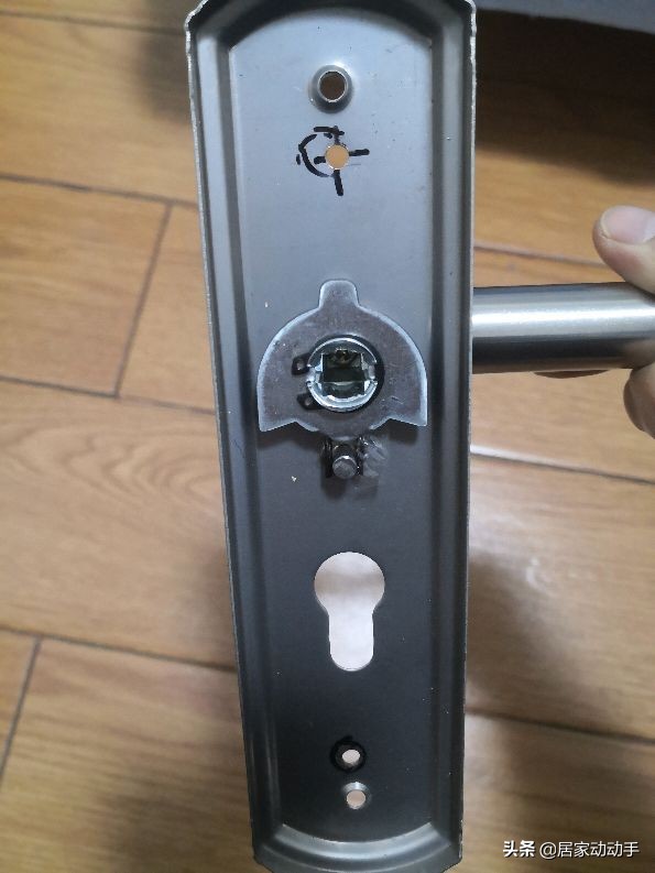 房間門鎖更換