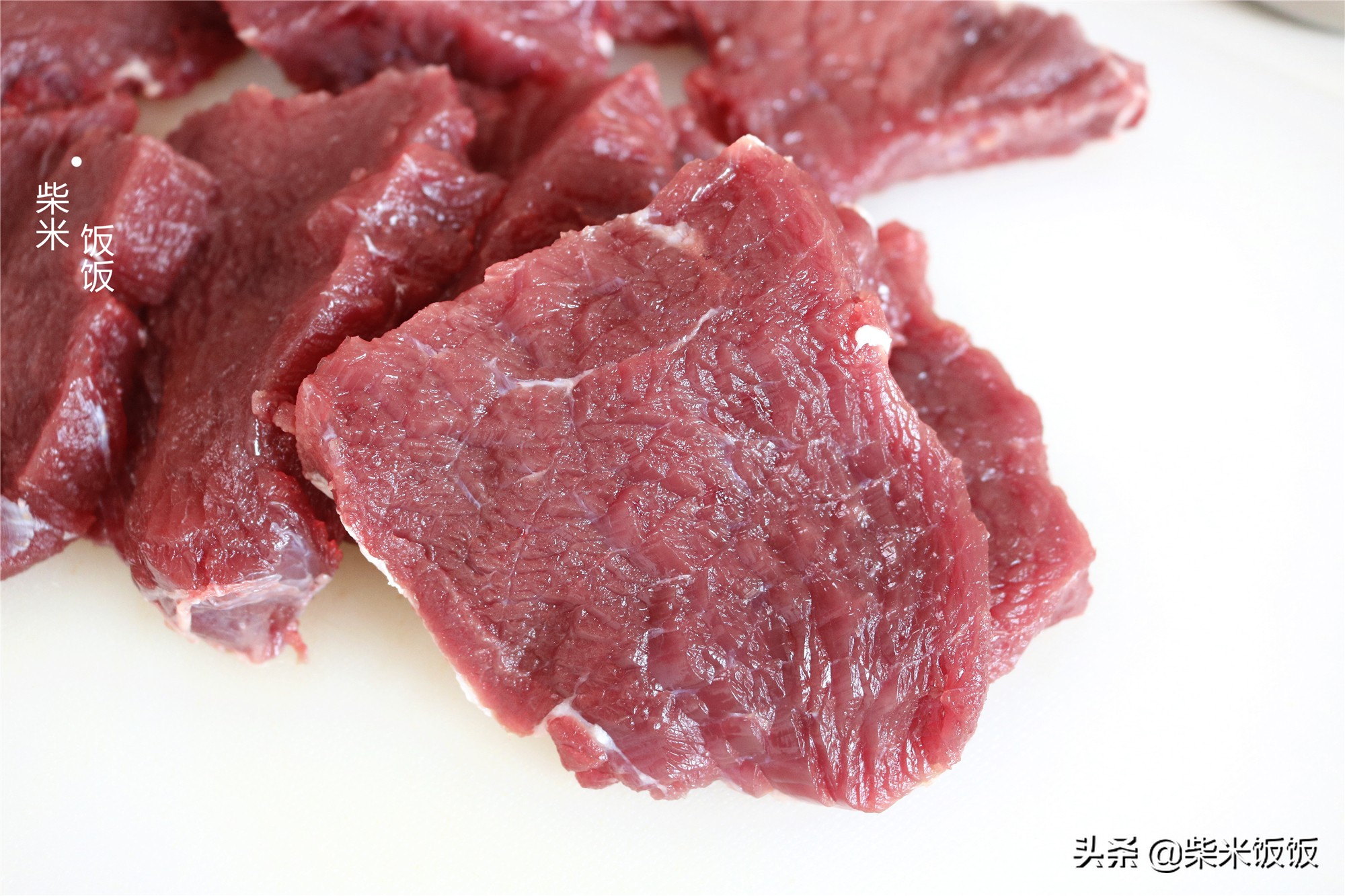 买80元牛肉，做了10块牛排，软嫩又多汁，真材实料放心吃