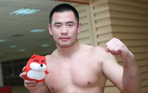 散打人物｜黄磊的时代，从散打王新秀擂主开始