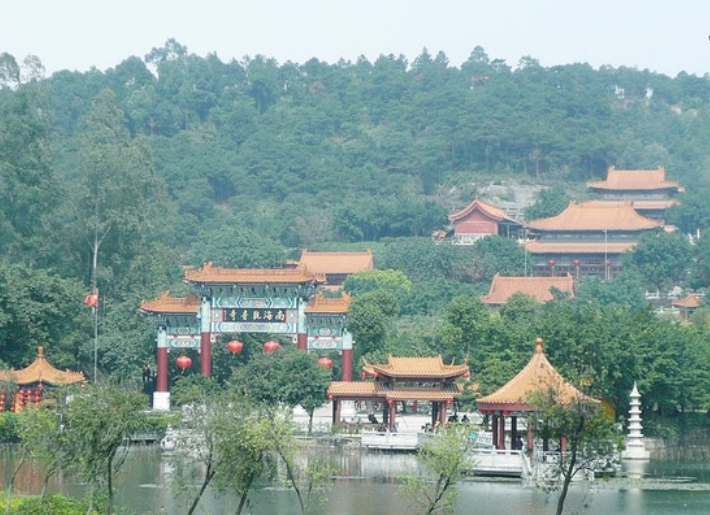 佛山南海觀音寺(佛山耗資50億的度假區,是佛山新八景之一,公交直達