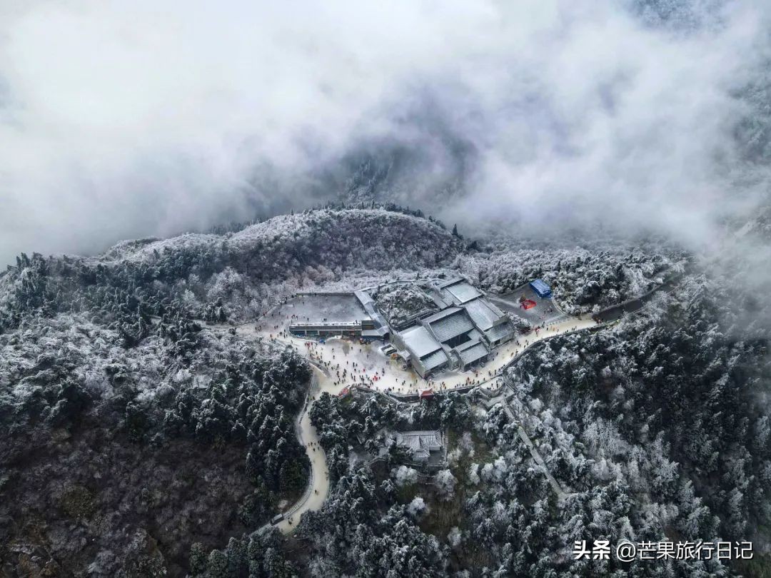 南岳衡山旅游网(距离广州仅两小时高铁，就有个绝美雾凇地，它就是湖南南岳衡山)