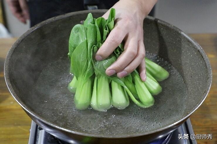 香菇菜心家常做法（7步做出清淡爽口的菜心）