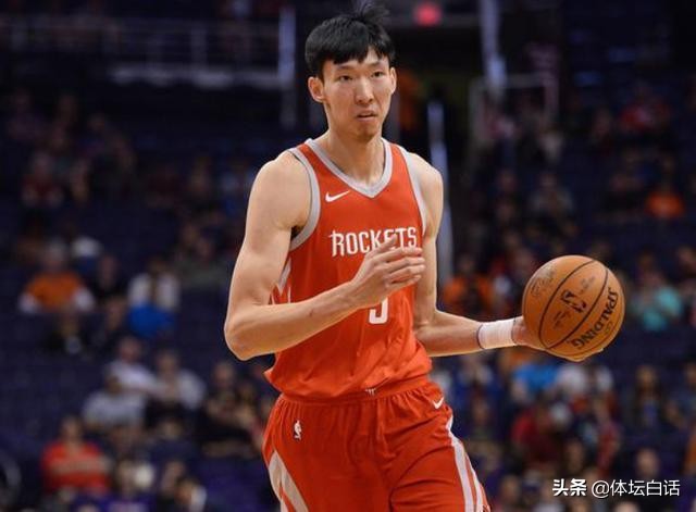 周琦为什么被nba火箭退回(周琦因被NBA退回，发球失误屡遭争议，如今增重7公斤击碎质疑)