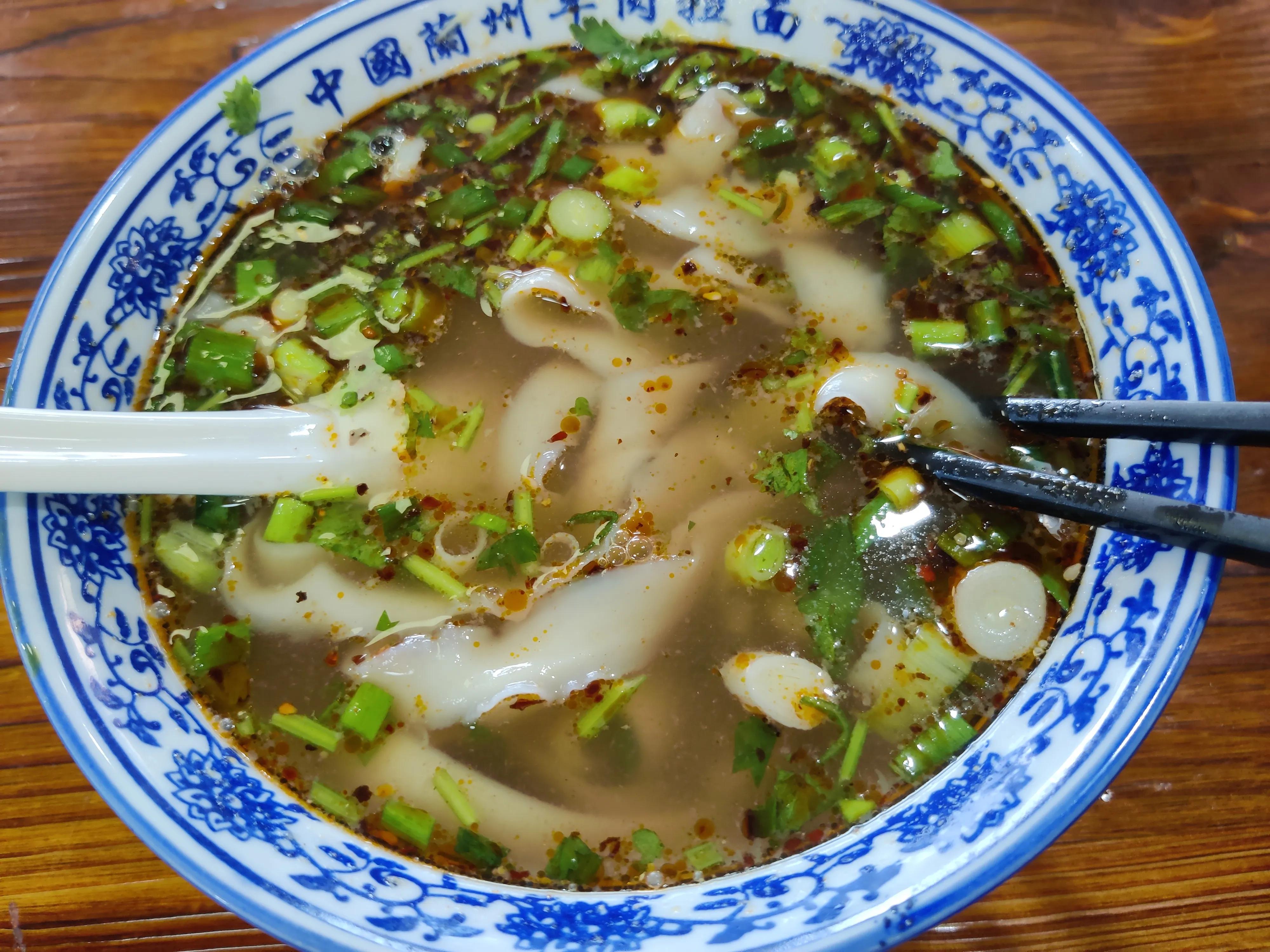 大学生活｜小张同学分享近期在食堂吃的一日三餐