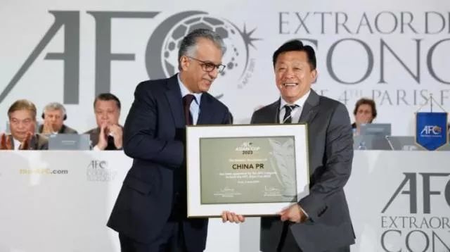 2021中國世俱杯賽程（2021 世俱杯花落中國！中國球隊能參賽嗎，誰能代表中國參賽？那一年的中超賽程恐成“災難”）