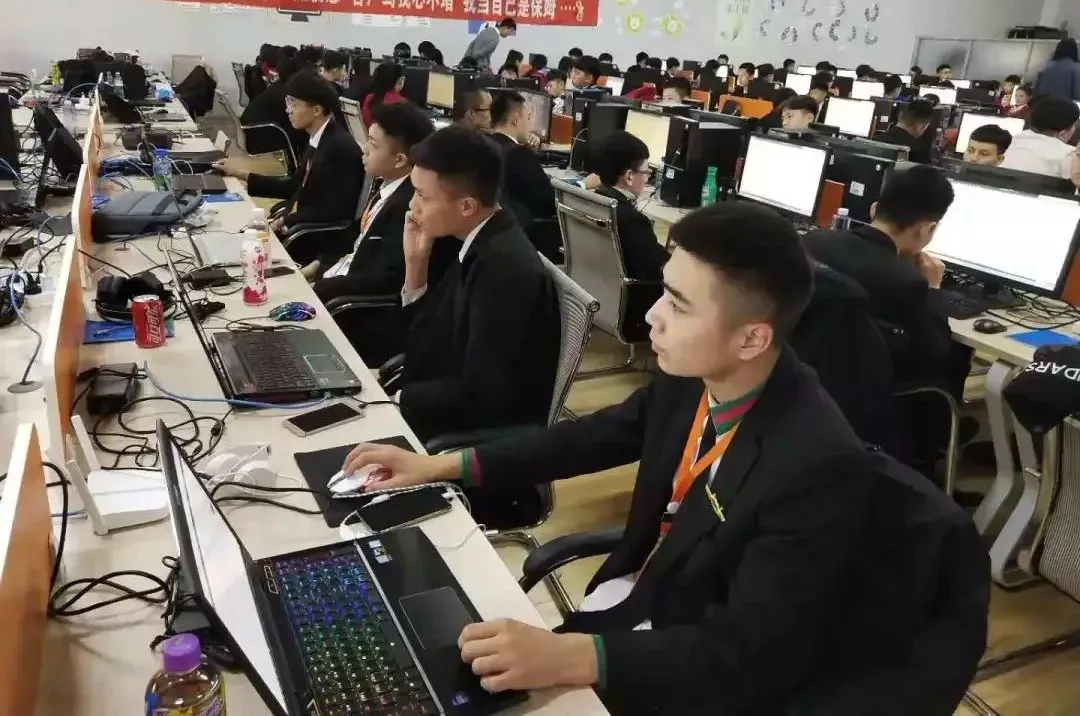 线上看校园 || 带您走进哈尔滨铁建工程高级技工学校