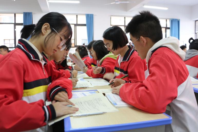 学生上普通高中，高考考600分的概率有多大？老师的回答很中肯