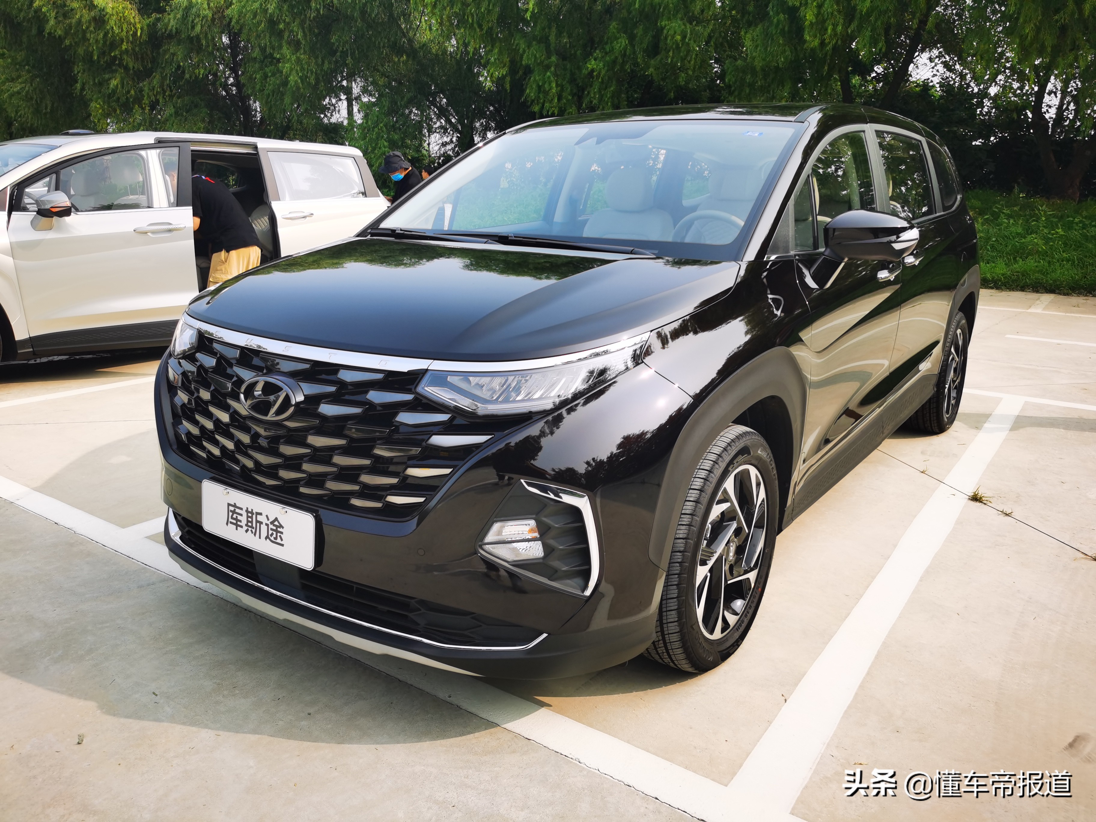 新车｜奥德赛新对手？北京现代首款MPV库斯途正式亮相，两种动力