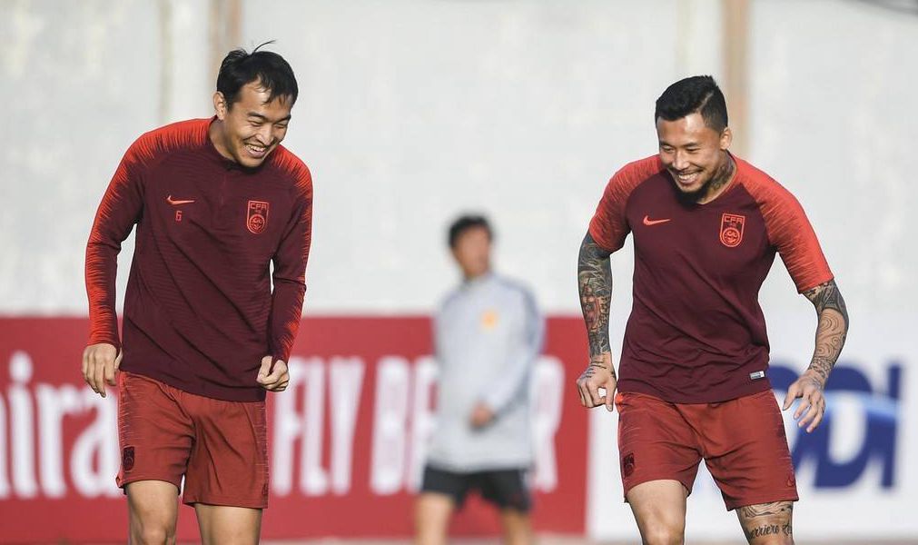 中国杯中国国足vs泰国首发(国足中国杯首战首发浮现：卡纳瓦罗祭出全新锋线，恒大国安各3人)