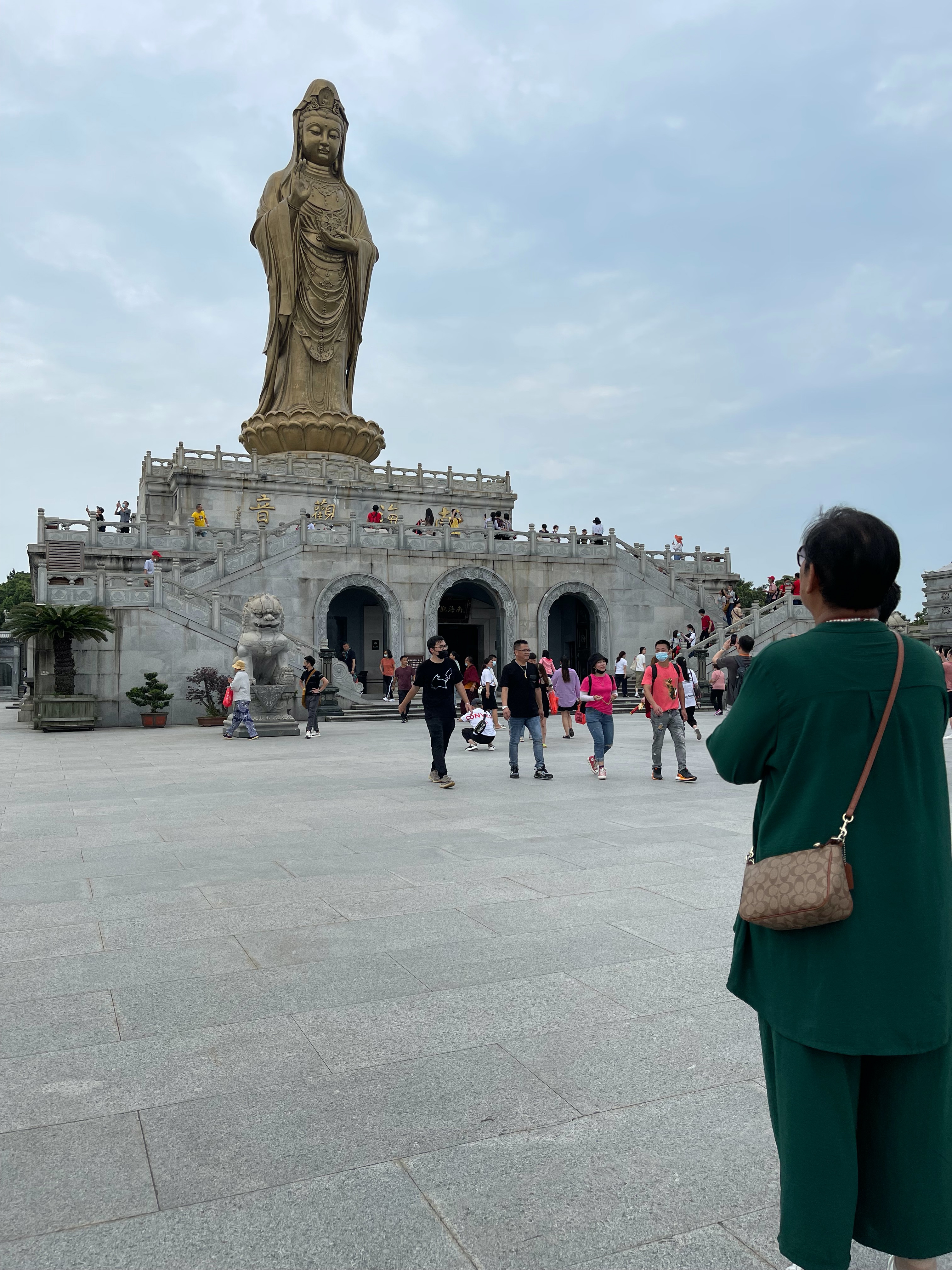 普陀山观音为何叫南海观音？圣像开光时出现奇异事件至今无人能解