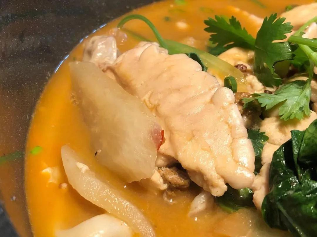 湖北人最爱的红烧鱼杂火锅，这种美食天越冷吃起来越过瘾