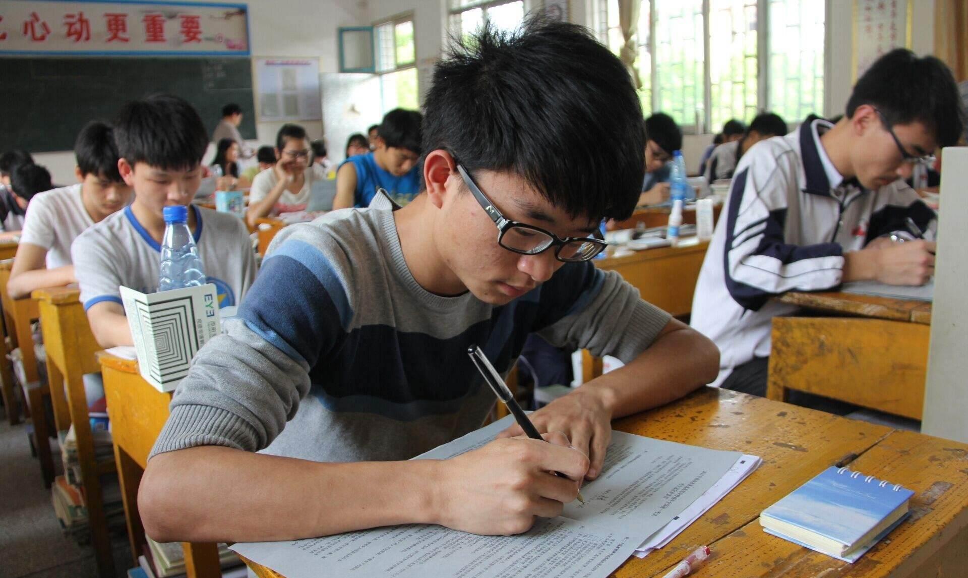 高考越来越严格，这5方面要求要注意，认真复习才更有机会