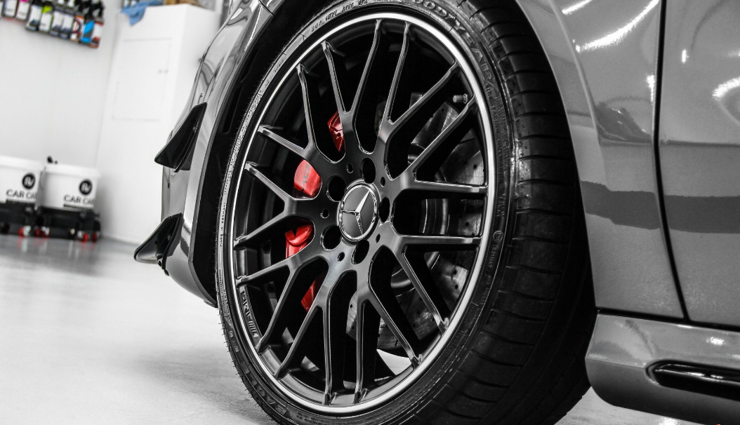 amg a45内饰_amg灰色车漆 - 阜阳汽车网