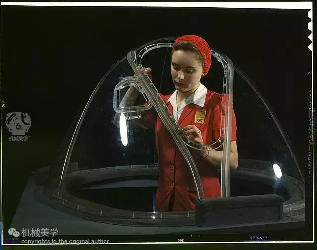 图赏！铆钉玫瑰，二战时期的女航空机械师