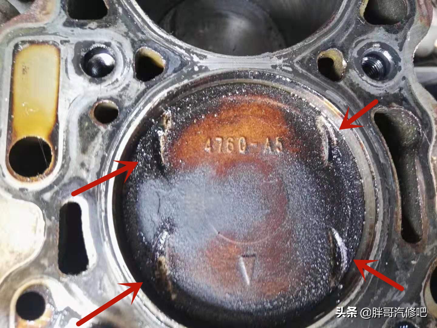 不及时更换正时皮带的后果，离合片惨不忍睹