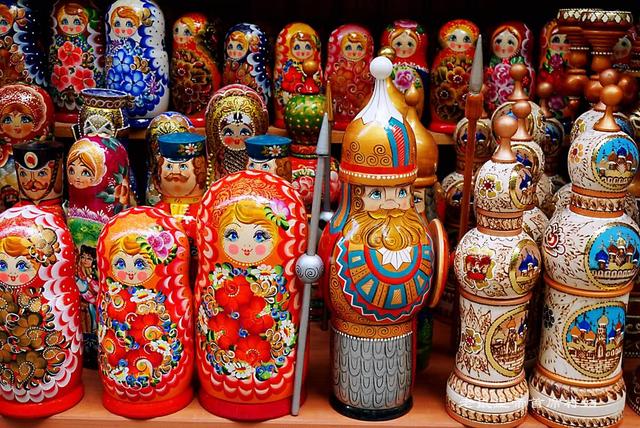 俄罗斯套娃起源日本?15件套需5年价格上千,如今画风巨变