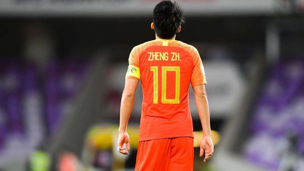 足球五號球衣代表什么（國足號碼文化，5號無人撼動，10號責(zé)任最大，蒿俊閔真無愧8號球衣）
