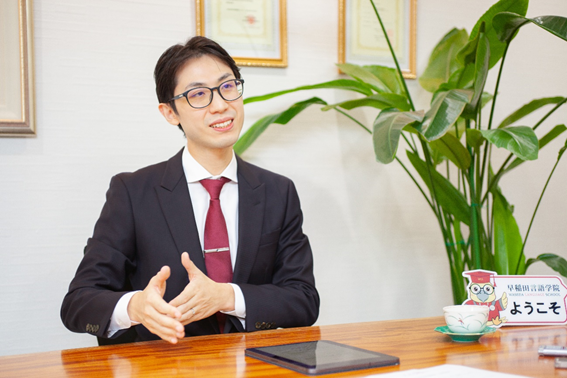 日语学习哪个学校好（比线下教学有优势）