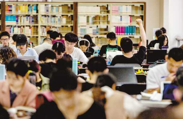 非常难考的3种证书，考上了工资很高，月薪过万不是问题