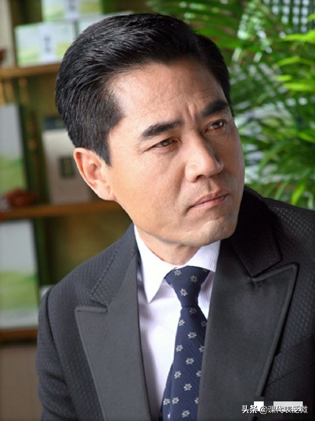 陈宝国一直用演技证明自己,不屑于娱乐圈常见的炒作.